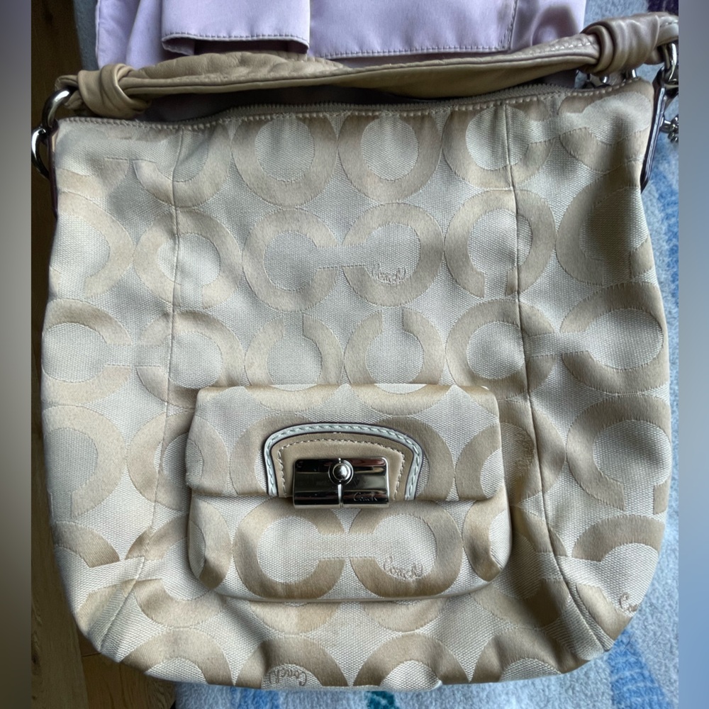 Coach Hobo Shoulder/Crossbody Handbag - Picture 8 of 10